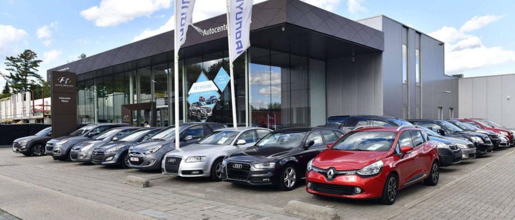 Autocenter Meeus specialisten plaatsen nieuwe banden en voeren auto-onderhoud uit in Mol